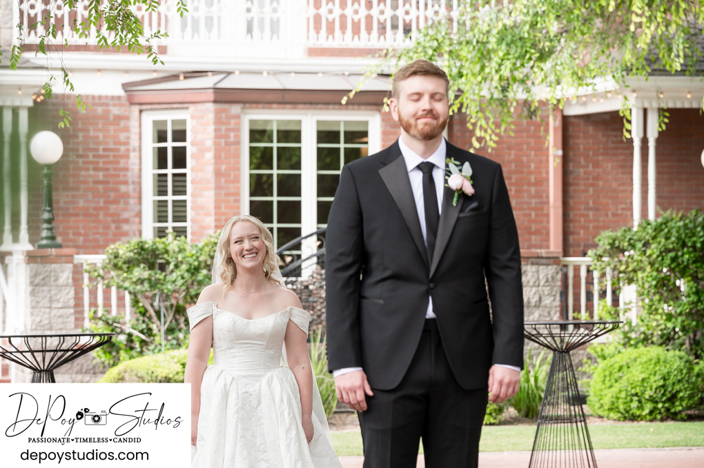 wedding photography at Stonebridge Manor